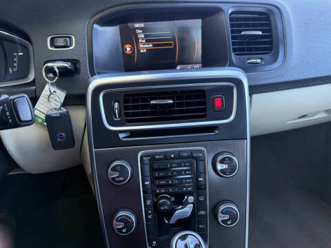 2015 Volvo S60 T5 Drive-E Premier