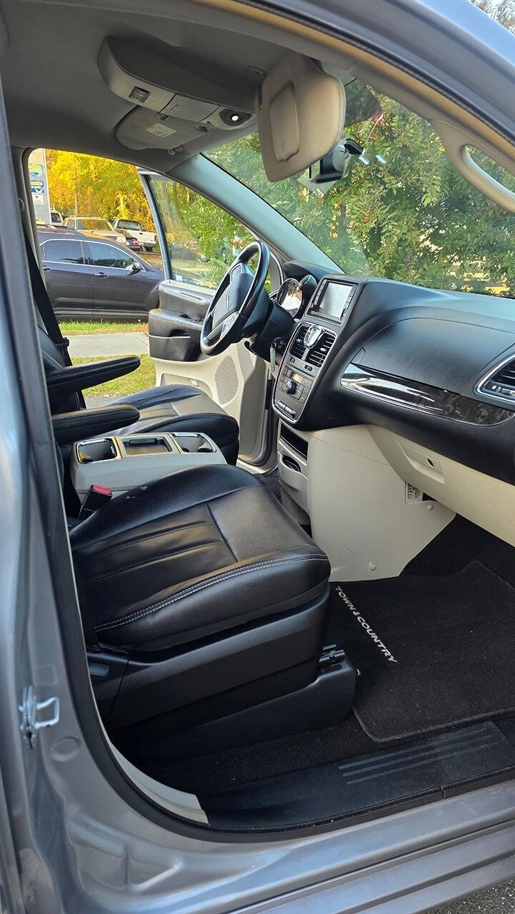 2013 Chrysler Town and Country for sale at Silver Motor Group in Durham, NC