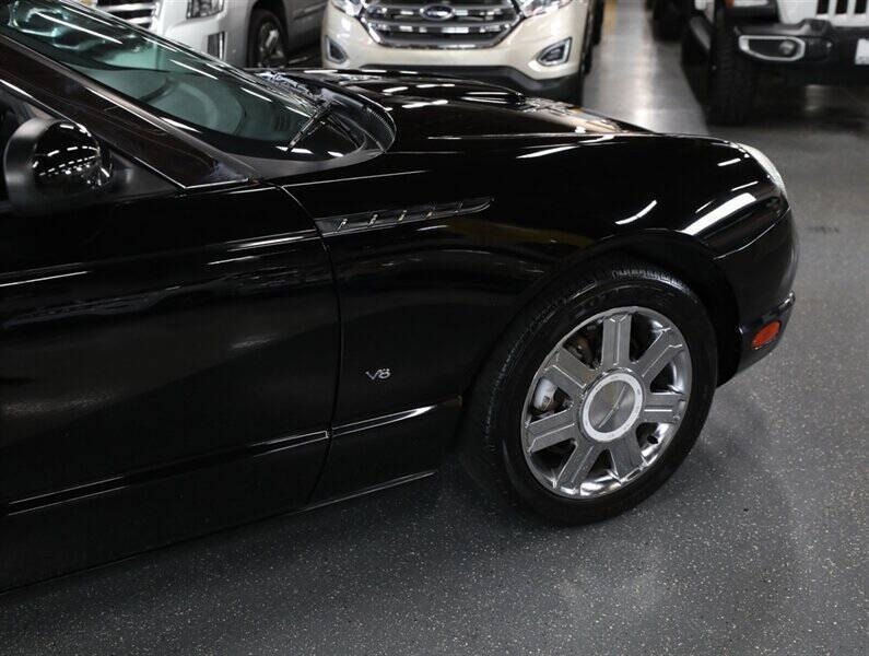 2004 Ford Thunderbird Deluxe