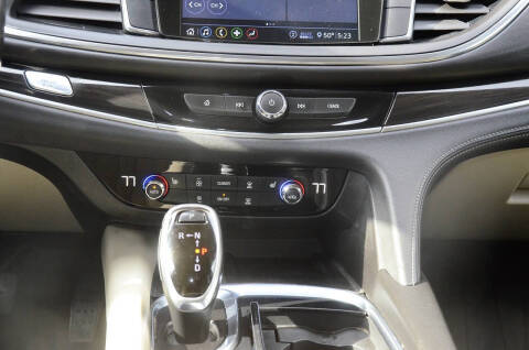 2020 Buick Enclave Essence