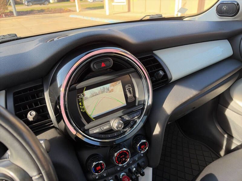 2018 MINI Hardtop 2 Door Cooper