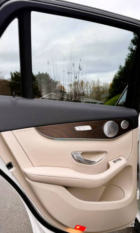 2019 Mercedes-Benz GLC GLC 300 4MATIC