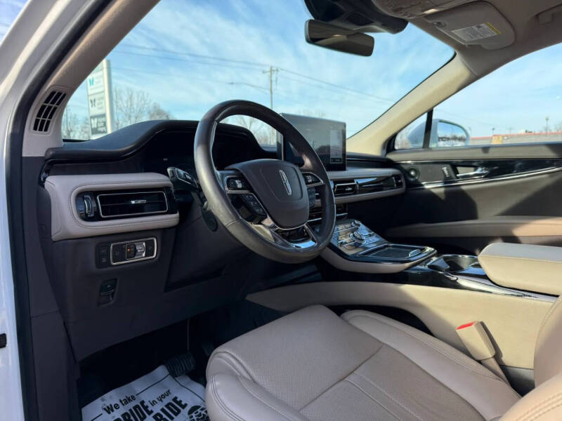 2021 Lincoln Nautilus Reserve