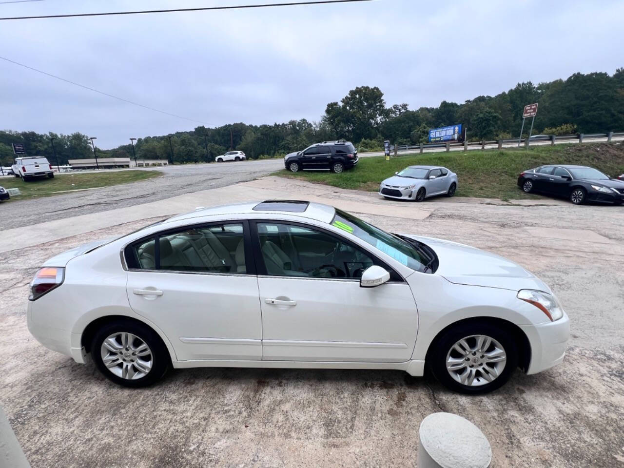 2010 Nissan Altima for sale at AMAX AUTO in ATHENS, GA