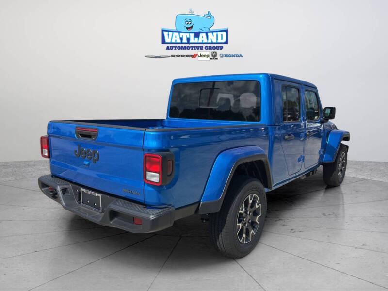 2026 Jeep Gladiator Sahara