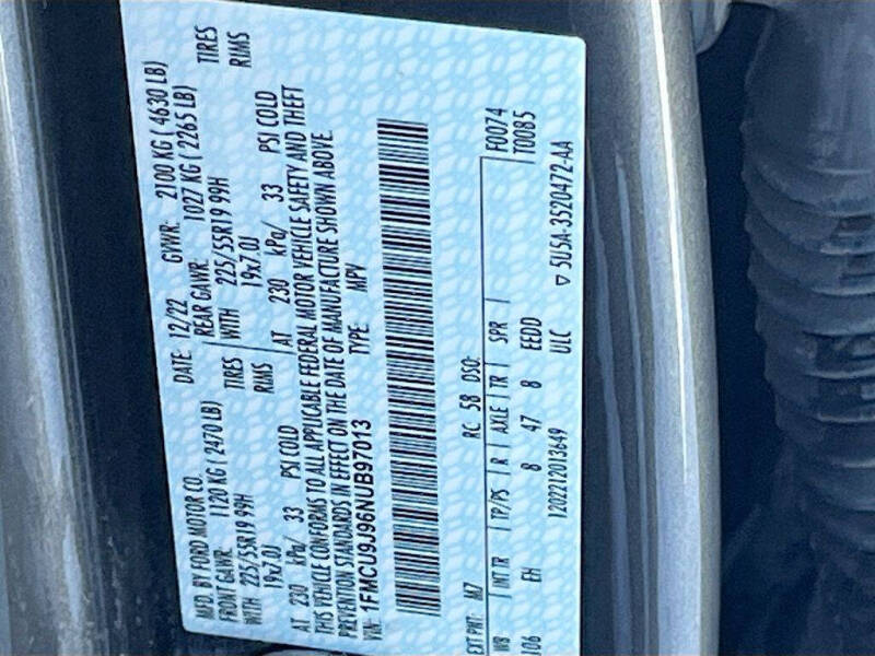 2022 Ford Escape Titanium