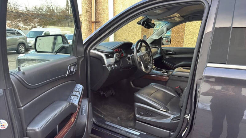 2017 GMC Yukon XL SLT