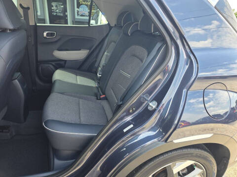 2023 Hyundai Venue SEL