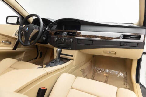 2004 BMW 5 Series 545i