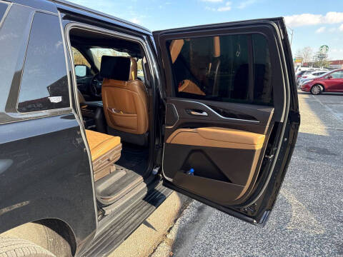 2023 Cadillac Escalade ESV Premium Luxury