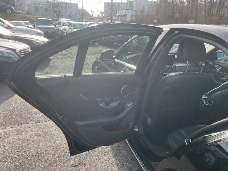 2017 Mercedes-Benz C-Class