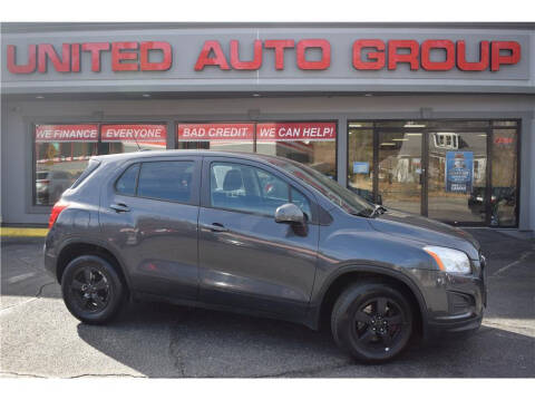 2016 Chevrolet Trax for sale at United Auto Group in Putnam CT