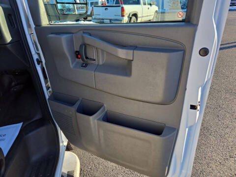 2022 Chevrolet Express 2500