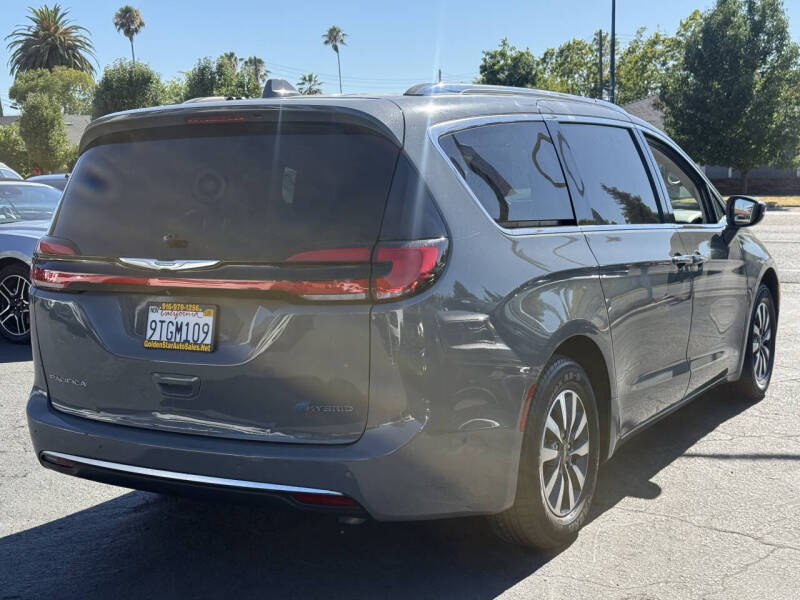 2021 Chrysler Pacifica Hybrid Touring L
