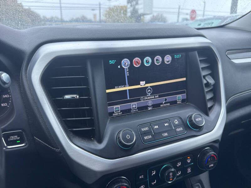 2019 GMC Acadia SLT-1