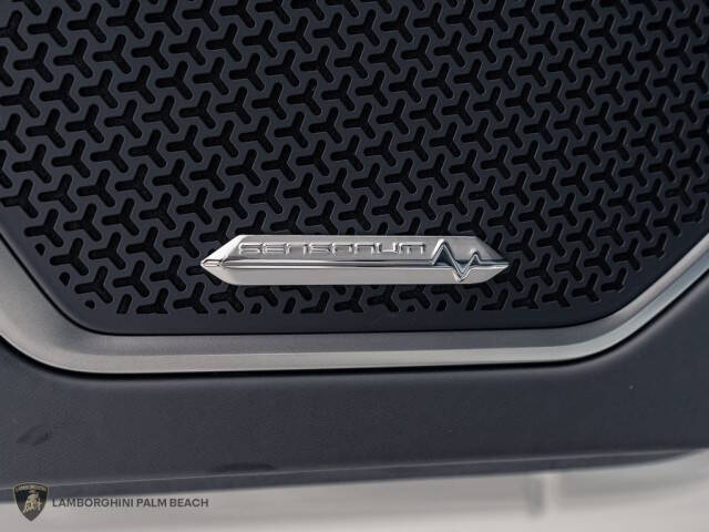 2025 Lamborghini Urus SE