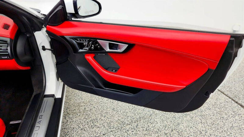 2015 Jaguar F-TYPE S