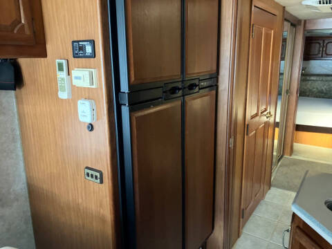 1999 Winnebago Ultimate Freedom