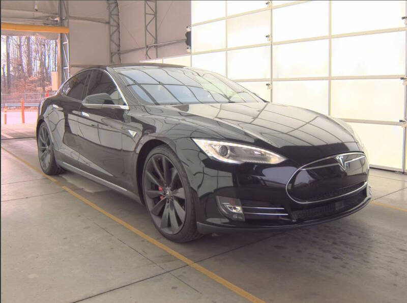 2015 Tesla Model S P85D