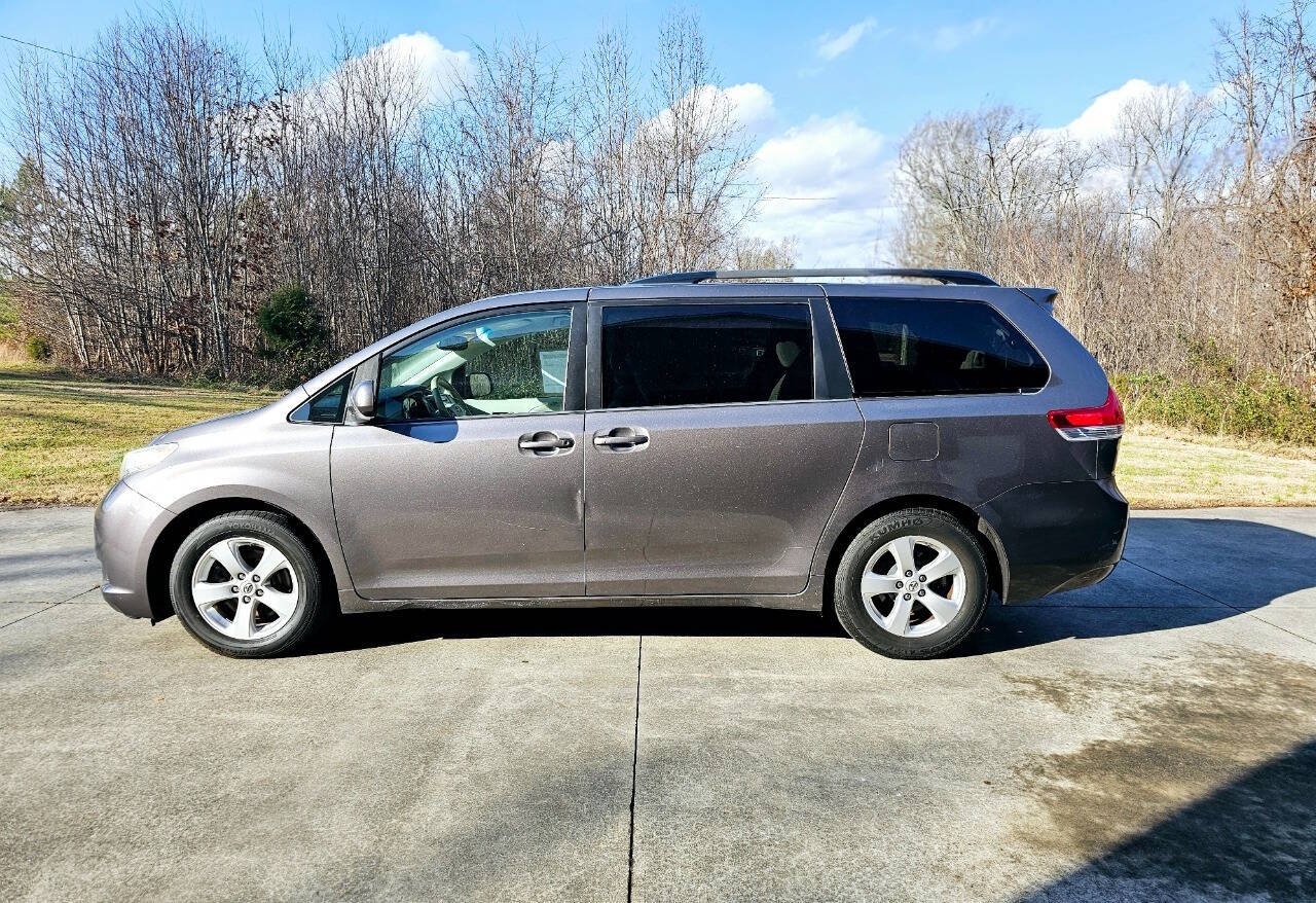 2014 Toyota Sienna for sale at Trudeal Auto Sales in Mocksville, NC