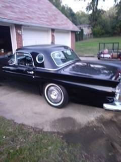 1957 Ford Thunderbird