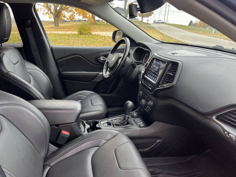 2021 Jeep Cherokee Latitude Lux