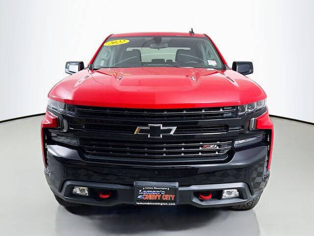 Used 2022 Chevrolet Silverado 1500 Limited LT Trail Boss with VIN 1GCPYFEL8NZ169411 for sale in Bloomington, IL