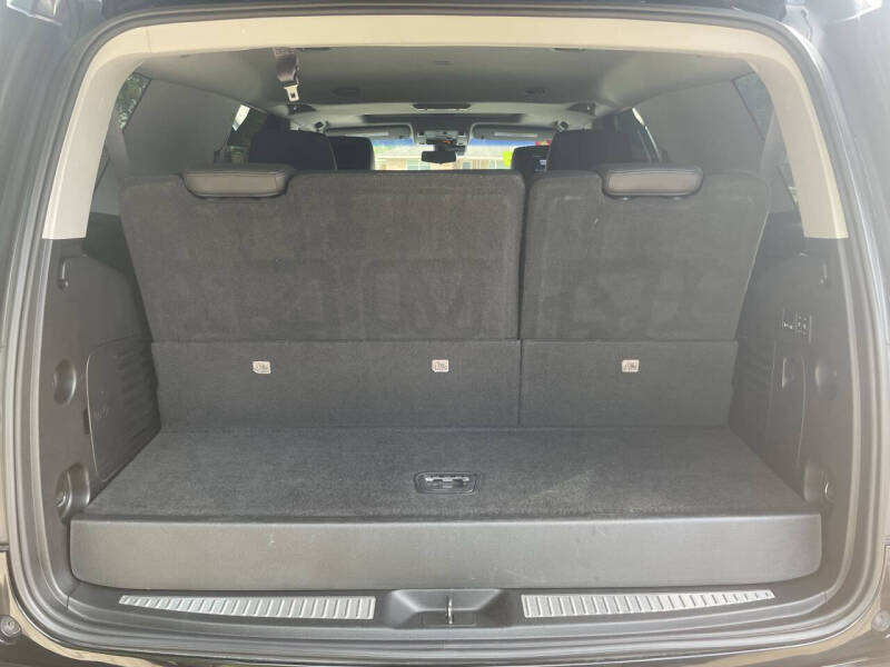 2017 Cadillac Escalade Luxury