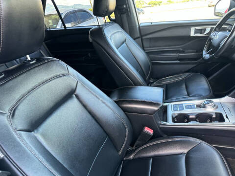 2020 Ford Explorer XLT