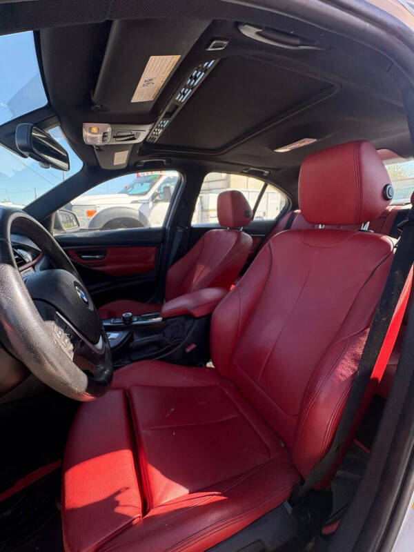 2014 BMW 3 Series 328i