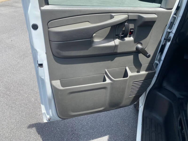 2011 Chevrolet Express 2500