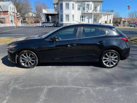 2018 Mazda MAZDA3 Touring