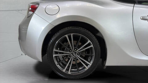 2013 Scion FR-S
