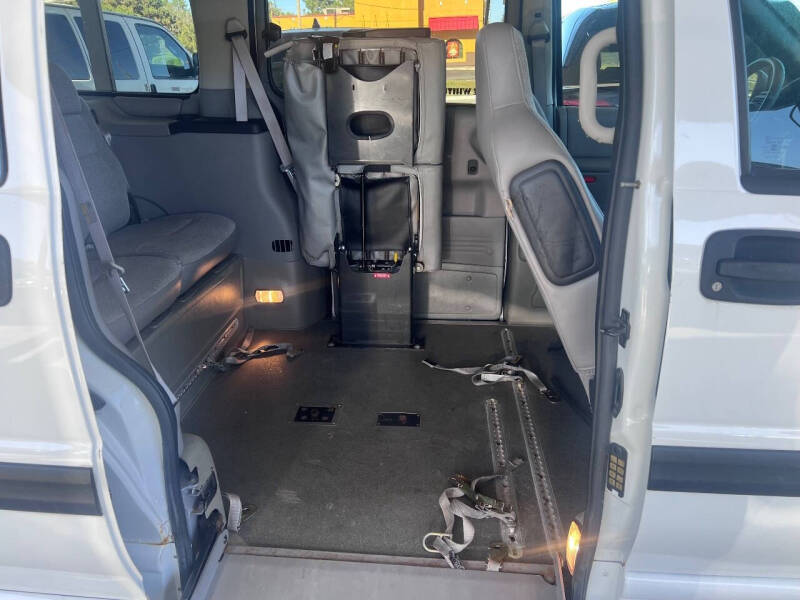 2003 Chevrolet Venture LS