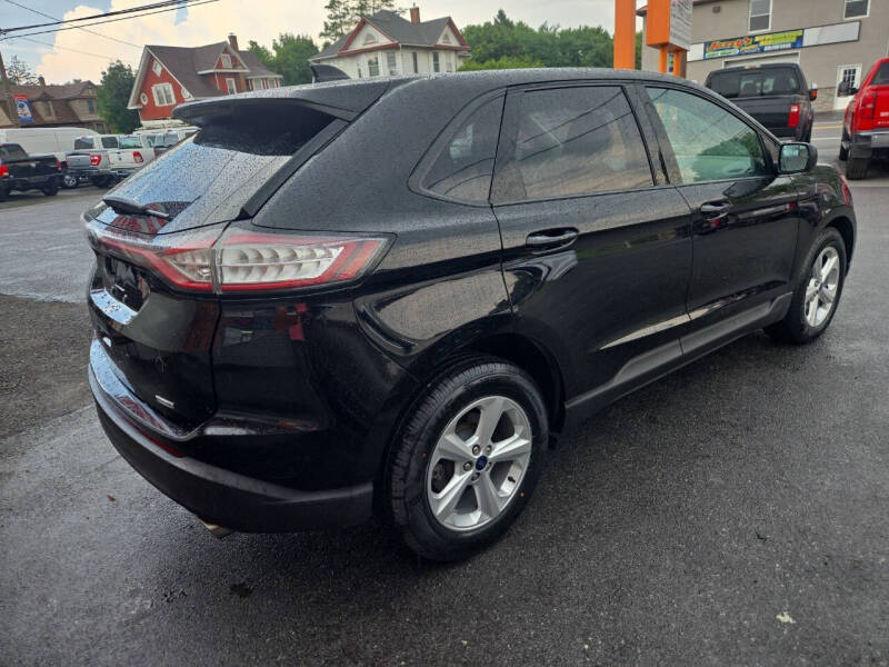 2018 Ford Edge SE