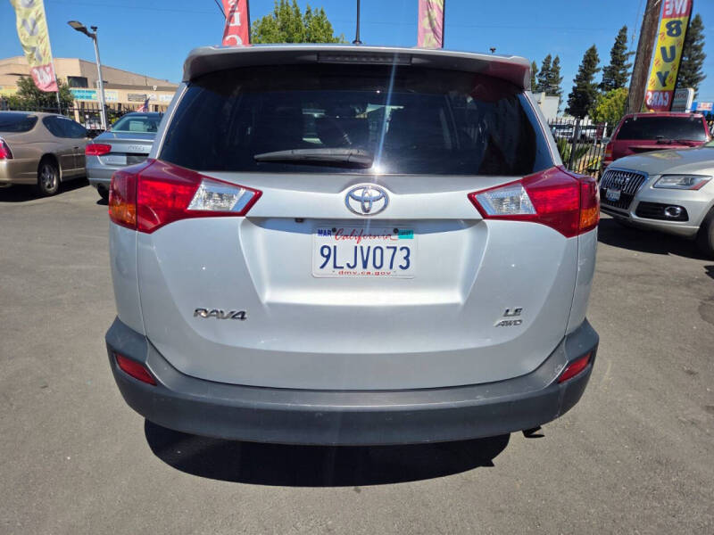 2013 Toyota RAV4 LE