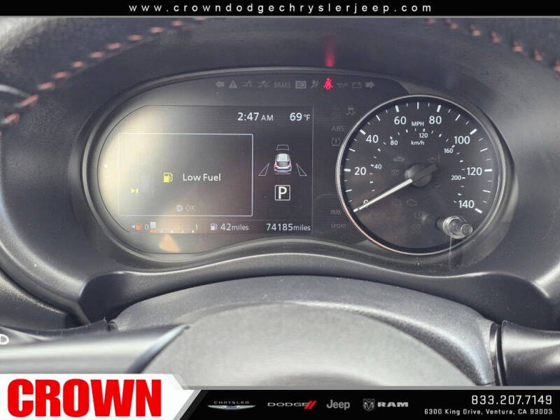 2021 Nissan Kicks SR