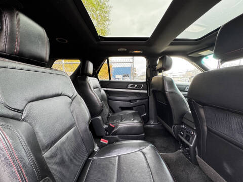 2017 Ford Explorer Sport