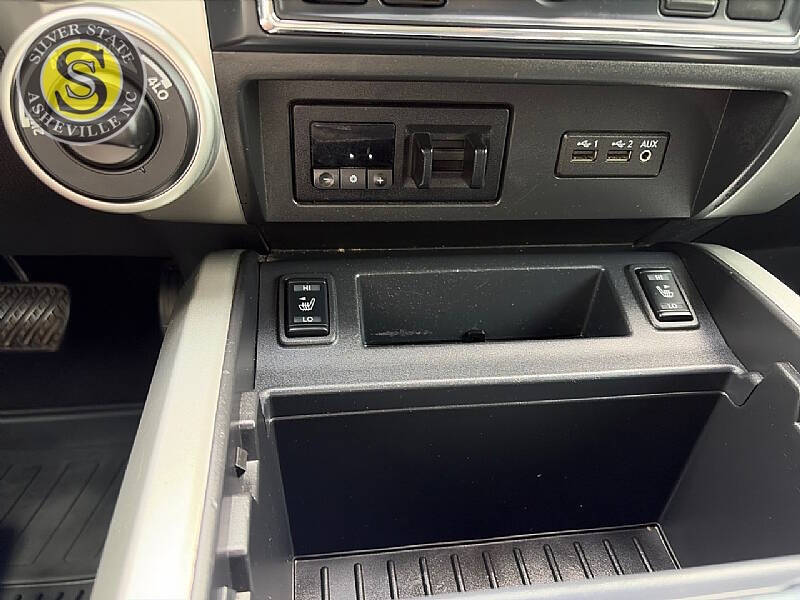 2019 Nissan Titan