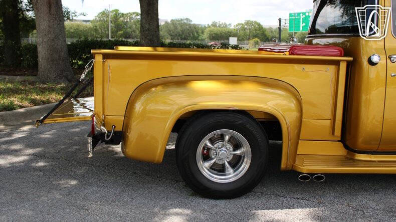 1956 Ford F-100