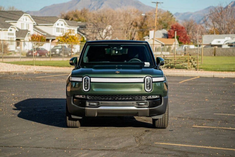 2023 Rivian R1S Adventure