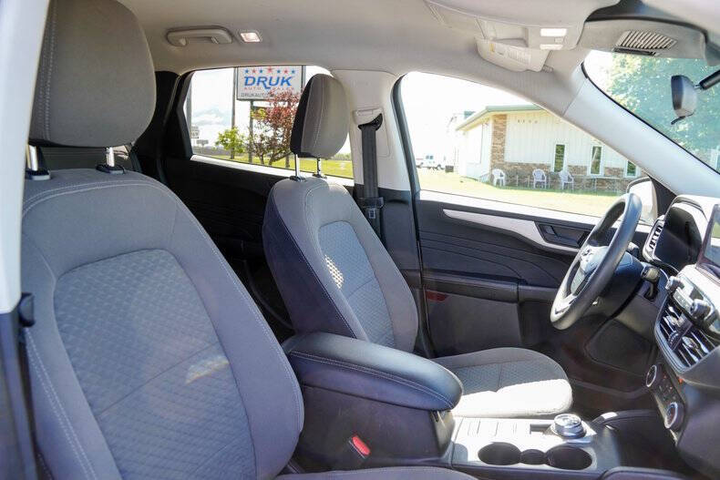 2022 Ford Escape SE