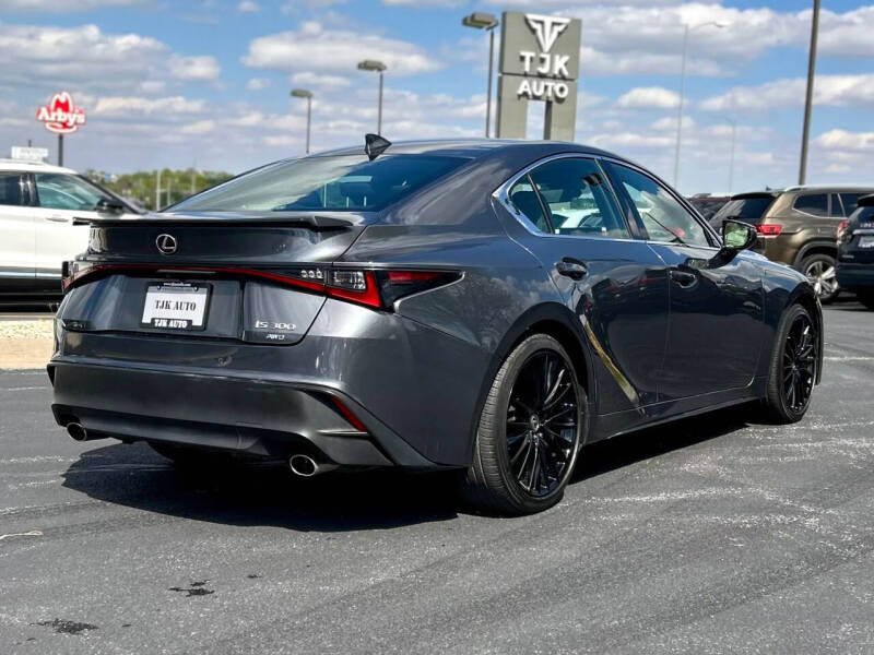 2022 Lexus IS 300