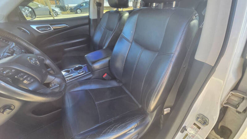 2014 Nissan Pathfinder Platinum