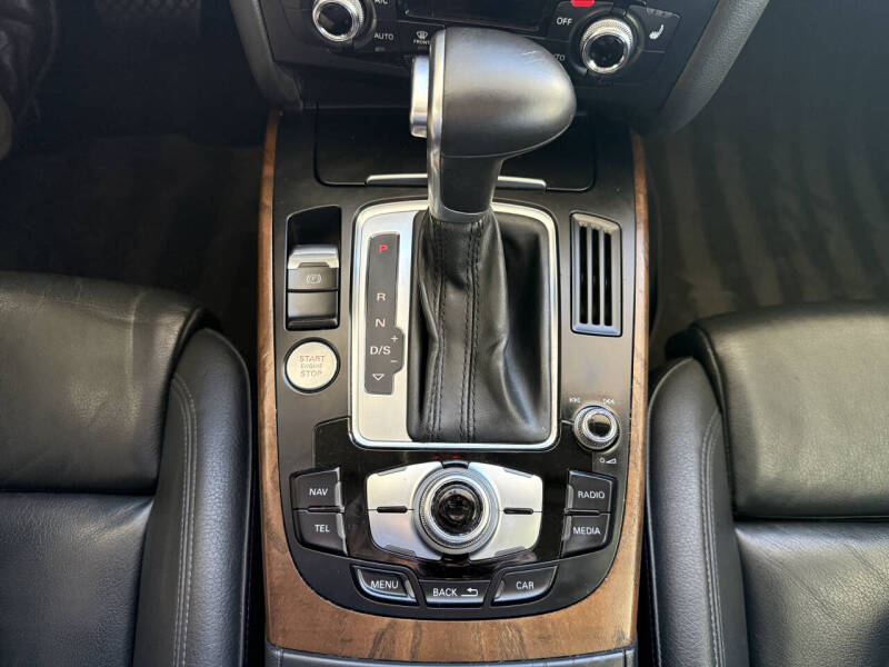 2015 Audi A4 2.0T quattro Premium Plus