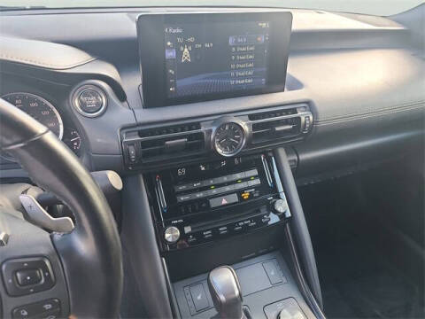 2024 Lexus IS 350 F SPORT Design