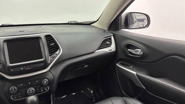 2016 Jeep Cherokee Overland