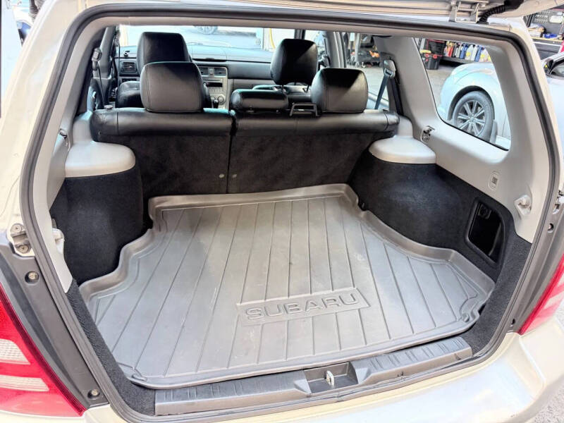 2004 Subaru Forester XT