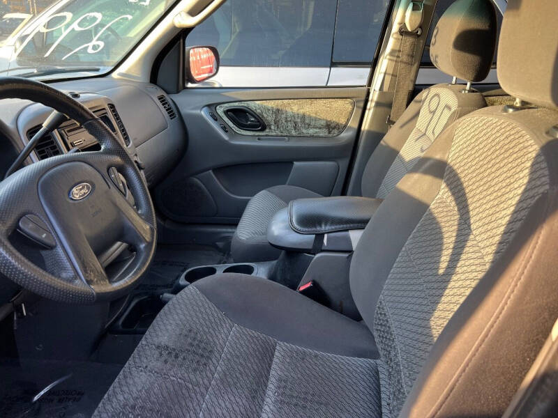 2003 Ford Escape XLT Popular