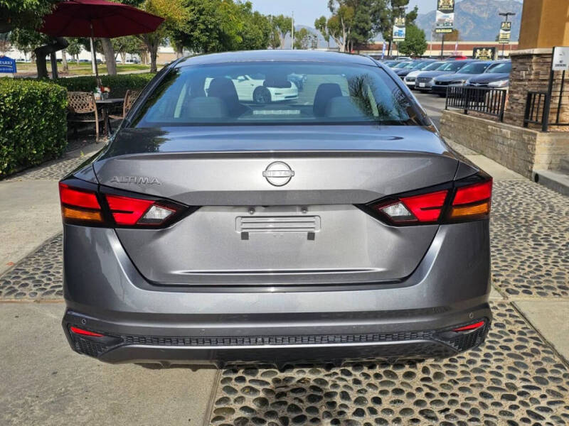 2024 Nissan Altima 2.5 S